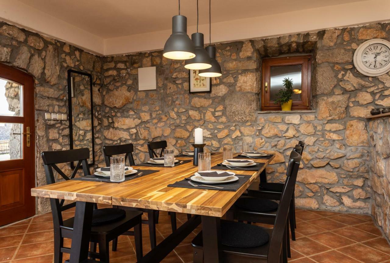 Villa Korina Pinezići エクステリア 写真