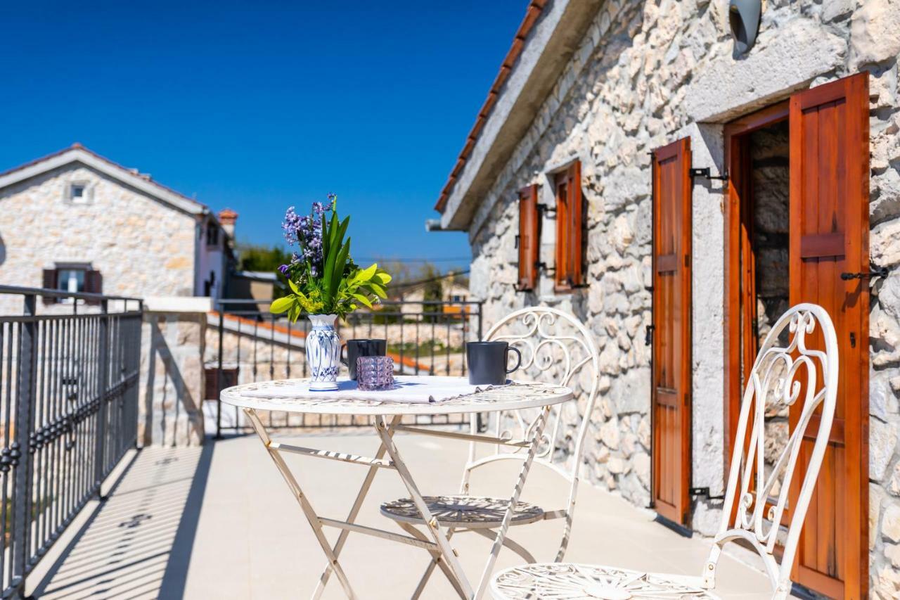 Villa Korina Pinezići エクステリア 写真